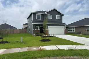406 Cedar Chase Ct, Dayton, TX 77535 - Photo 2