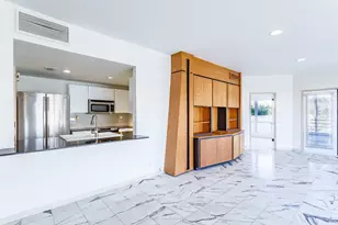 1302 Marina Bay Dr, League City, TX 77573 - Photo 4