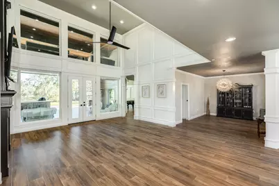 692 County Road 605, Angleton, TX 77515 - Photo 8