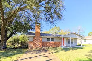 109 Charles St, Crockett, TX 75835 - Photo 2