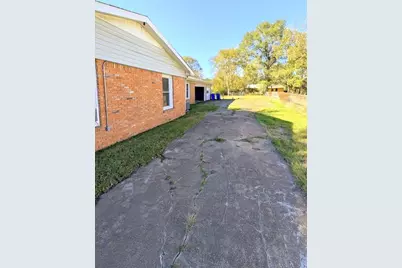 109 Charles Street, Crockett, TX 75835 - Photo 20