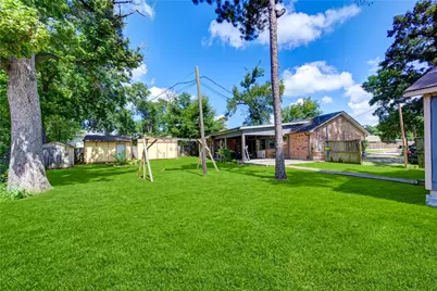 12803 Louisville Street, Houston, TX 77015 - Photo 32