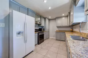 12803 Louisville St, Houston, TX 77015 - Photo 18