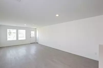 10816 Bird Of Paradise Lane, Houston, TX 77016 - Photo 6