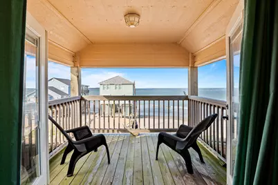 13127 Gulf Beach Drive, Freeport, TX 77541 - Photo 18