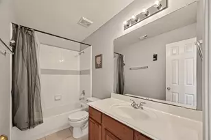 2605 Easton Springs Ct, Pearland, TX 77584 - Photo 24