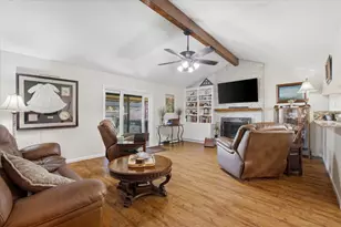 9814 Bayou Woods Dr, Baytown, TX 77521 - Photo 6