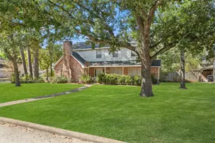 3930 Cypress Hill Dr, Spring, TX 77388 - Photo 2