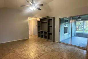 105 Harbor Ct Dr, Conroe, TX 77356 - Photo 20