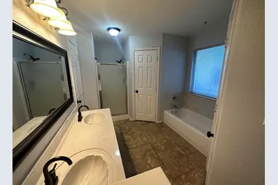 105 Harbor Court Drive, Conroe, TX 77356 - Photo 18