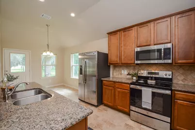 2205 Lake Foreest Dr Drive, West Columbia, TX 77486 - Photo 10