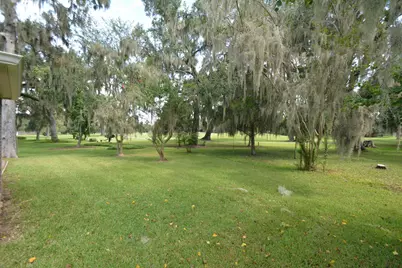 2205 Lake Foreest Dr Drive, West Columbia, TX 77486 - Photo 6