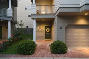 2409 Ralph St, Houston, TX 77006 - Photo 6