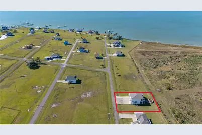 128 Cardinal Loop, Smith Point, TX 77514 - Photo 2