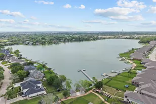 1302 Lake Mija Ct, Seabrook, TX 77586 - Photo 4