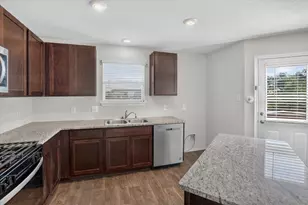 1074 Cozumel Emerald, San Antonio, TX 78253 - Photo 4