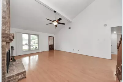 9423 Garden Bridge Street, Houston, TX 77075 - Photo 8