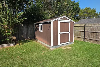 9423 Garden Bridge Street, Houston, TX 77075 - Photo 28