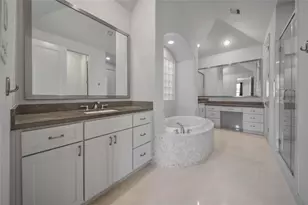 42 Wooded Park Pl, The Woodlands, TX 77380 - Photo 20