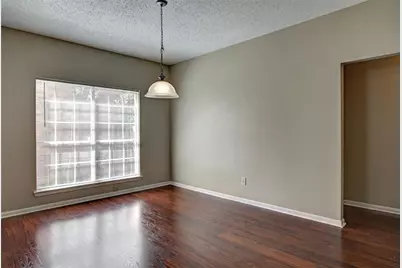 11 Cottage Grove Place, The Woodlands, TX 77381 - Photo 6