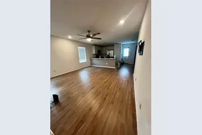 4203 Barrington Cove Lane, Baytown, TX 77521 - Photo 4