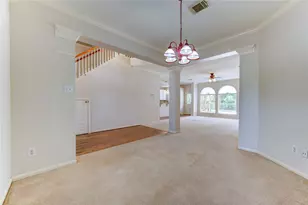 1107 Magnolia Woods Ct, Sugar Land, TX 77479 - Photo 6