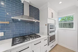 9022 Quebec Dr, Houston, TX 77096 - Photo 20