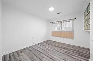 9022 Quebec Dr, Houston, TX 77096 - Photo 40