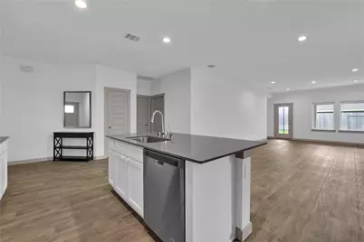 410 Turtle Oak Lane, Baytown, TX 77523 - Photo 12