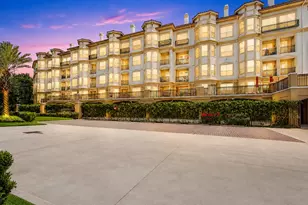 7575 Kirby Dr, Houston, TX 77030 - Photo 1
