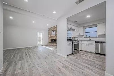 4907 Fox Hollow Boulevard, Spring, TX 77389 - Photo 4