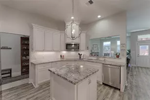 756 Holly Springs Dr, Conroe, TX 77302 - Photo 6