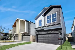 8121 Venus St, Houston, TX 77088 - Photo 4