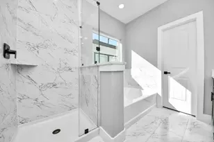 8121 Venus St, Houston, TX 77088 - Photo 24