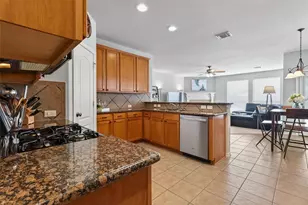8219 Terrace Brook Dr, Houston, TX 77040 - Photo 14