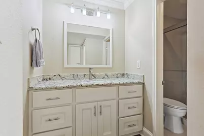 3402 Garrott Street #15, Houston, TX 77006 - Photo 6