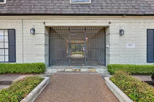 3402 Garrott St, Houston, TX 77006 - Photo 10