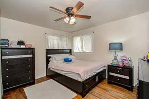 981 S Victory Dr, Houston, TX 77088 - Photo 22