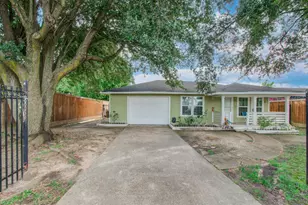 981 S Victory Dr, Houston, TX 77088 - Photo 4