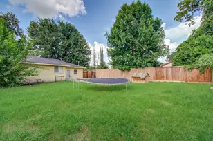 981 S Victory Dr, Houston, TX 77088 - Photo 32