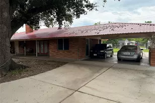 924 Hill Rd, Houston, TX 77037 - Photo 8