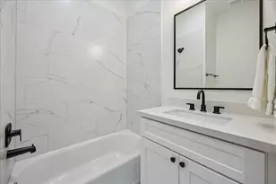 1032 Marcolin St, Houston, TX 77088 - Photo 4