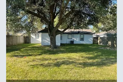 8745 Kimberly Drive, Beaumont, TX 77707 - Photo 10