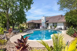 1281 Private Rd 7037, Lexington, TX 78947 - Photo 14