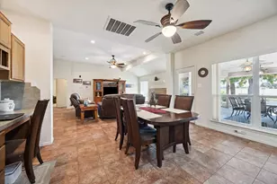 1281 Private Rd 7037, Lexington, TX 78947 - Photo 4