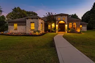 8992 Windjammer Ln, Montgomery, TX 77316 - Photo 1