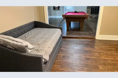 6335 Tall Willow Drive, Houston, TX 77088 - Photo 28