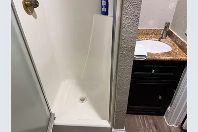 6335 Tall Willow Drive, Houston, TX 77088 - Photo 30