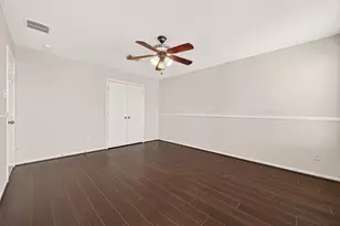 16903 Jeanna Ridge Ct, Houston, TX 77083 - Photo 32