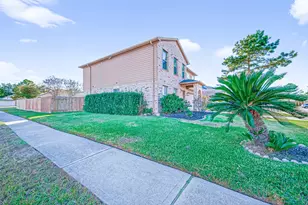 16903 Jeanna Ridge Ct, Houston, TX 77083 - Photo 4